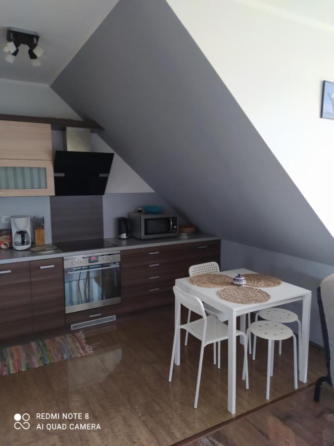 Apartament W Pucku Z Widokiem Na Morze Apartment Exterior photo